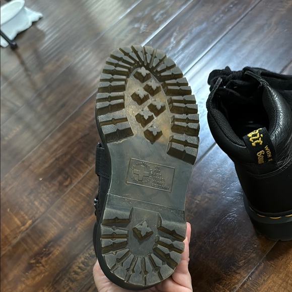 Dr. Martens Zuma II Black Ankle Boots with Chunky Sole - Picture 4 of 6